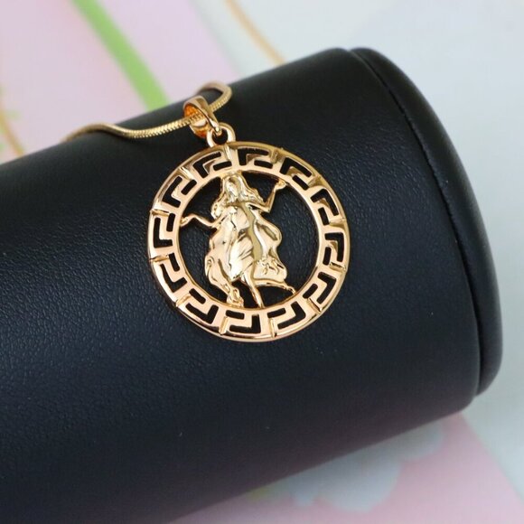 "Virgo Zodiac Pendant in Elegant Rose Gold with Fine Brass Craftwork, XPPT1333 - Picture 4 of 13
